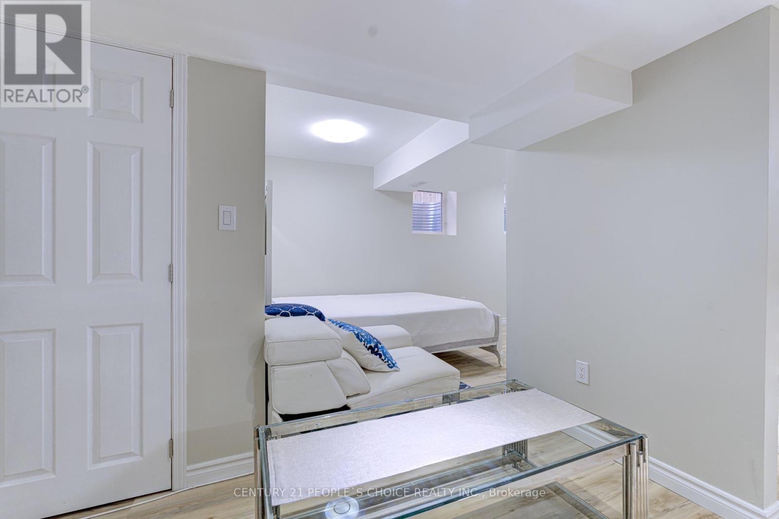 












BSMT - 3278 SPRINGRUN WAY

,
Mississauga (Churchill Meadows),




Ontario
L5M6T1

