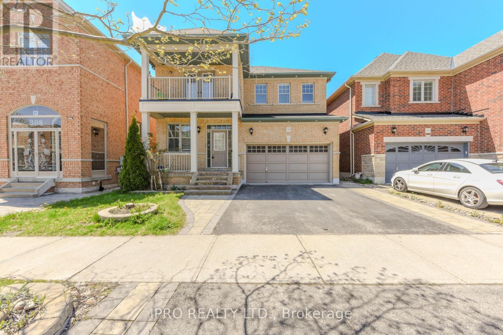 












304 DALGLEISH GARDEN

,
Milton (SC Scott),




Ontario
L9T6Z7

