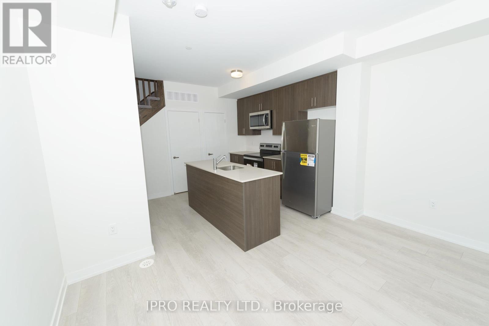 












17 - 3540 COLONIAL DRIVE

,
Mississauga (Erin Mills),




Ontario
L5L0C1

