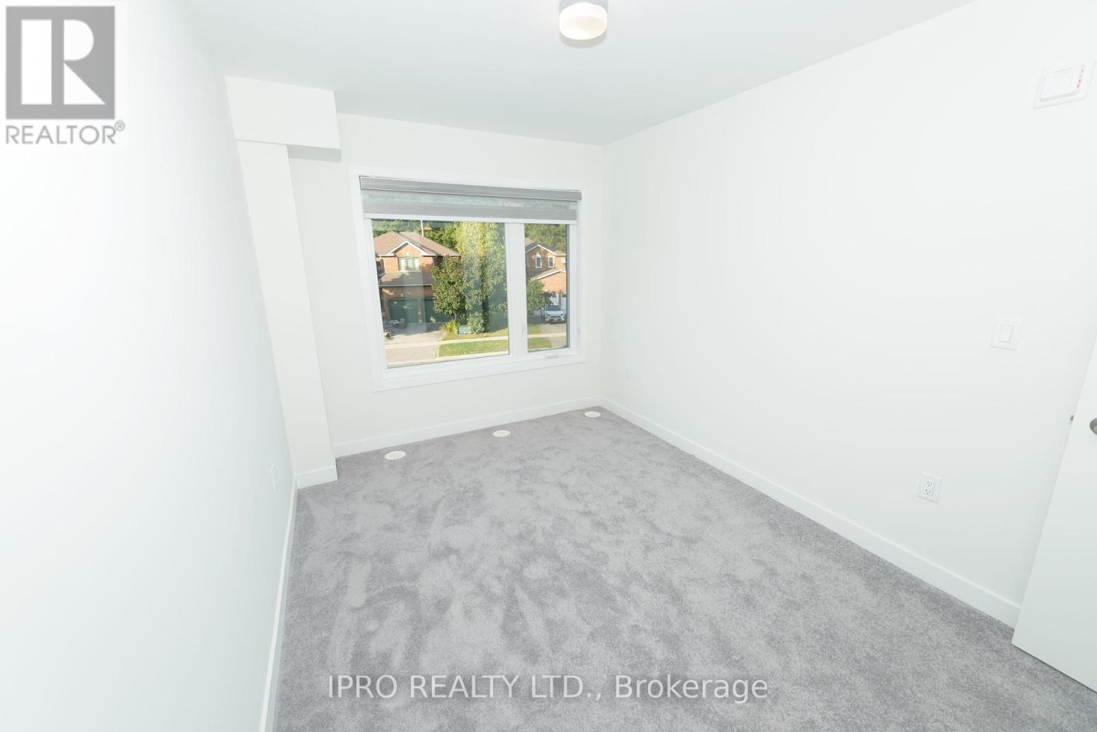 












17 - 3540 COLONIAL DRIVE

,
Mississauga (Erin Mills),




Ontario
L5L0C1

