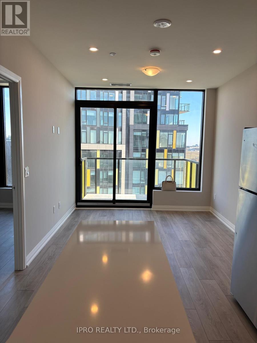 












704 - 3006 WILLIAM CUTMORE BOULEVARD

,
Oakville (WP Winston Park),




Ontario
L6H8A4

