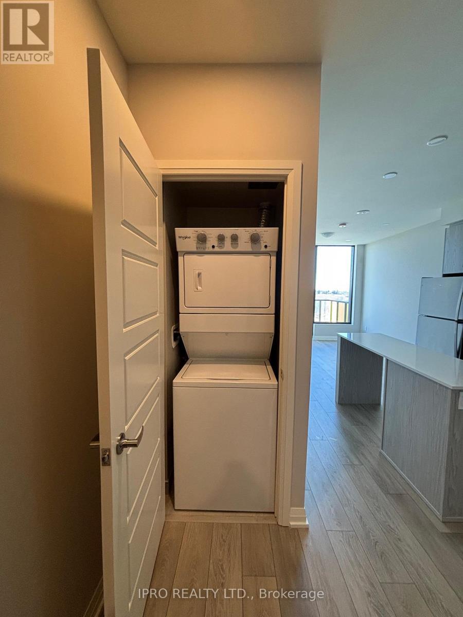 












704 - 3006 WILLIAM CUTMORE BOULEVARD

,
Oakville (WP Winston Park),




Ontario
L6H8A4

