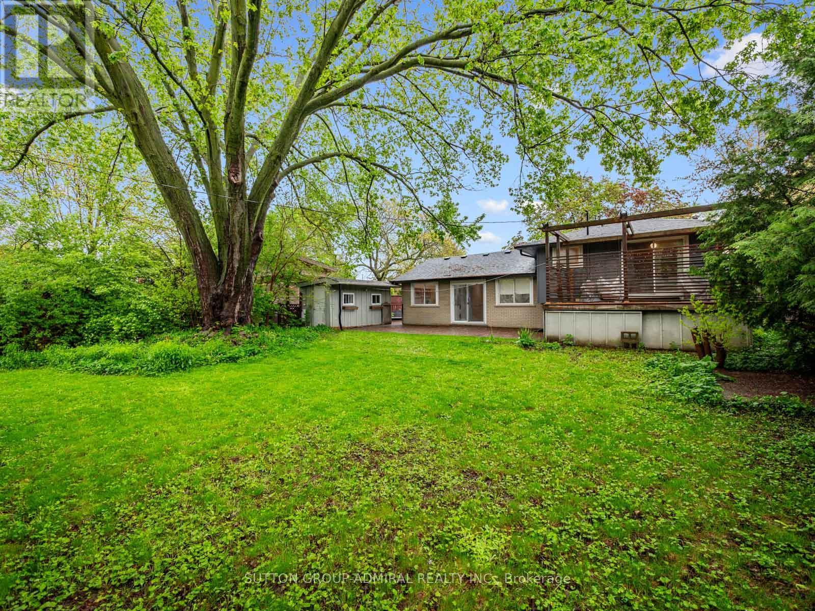 












5509 HIXON AVENUE

,
Burlington (Appleby),




Ontario
L7L3S1

