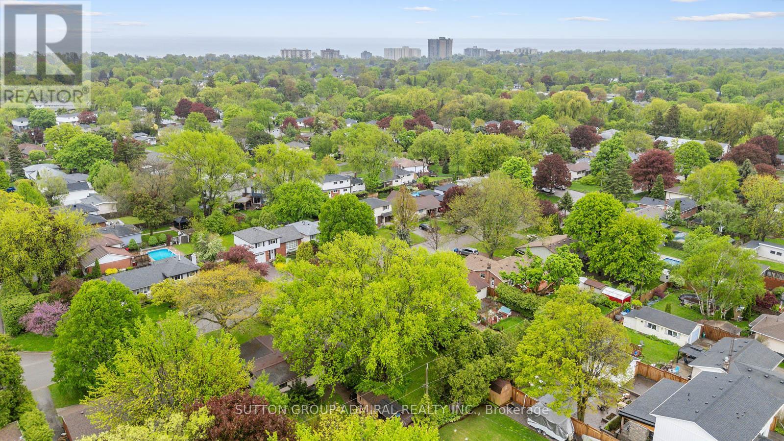 












5509 HIXON AVENUE

,
Burlington (Appleby),




Ontario
L7L3S1

