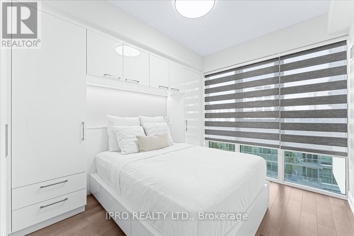 












708 - 39 ANNIE CRAIG DRIVE

,
Toronto (Mimico),




Ontario
M8V0H1

