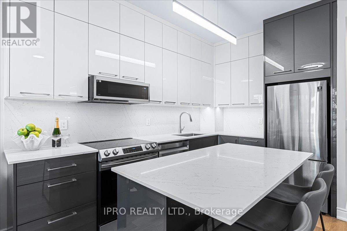 












708 - 39 ANNIE CRAIG DRIVE

,
Toronto (Mimico),




Ontario
M8V0H1

