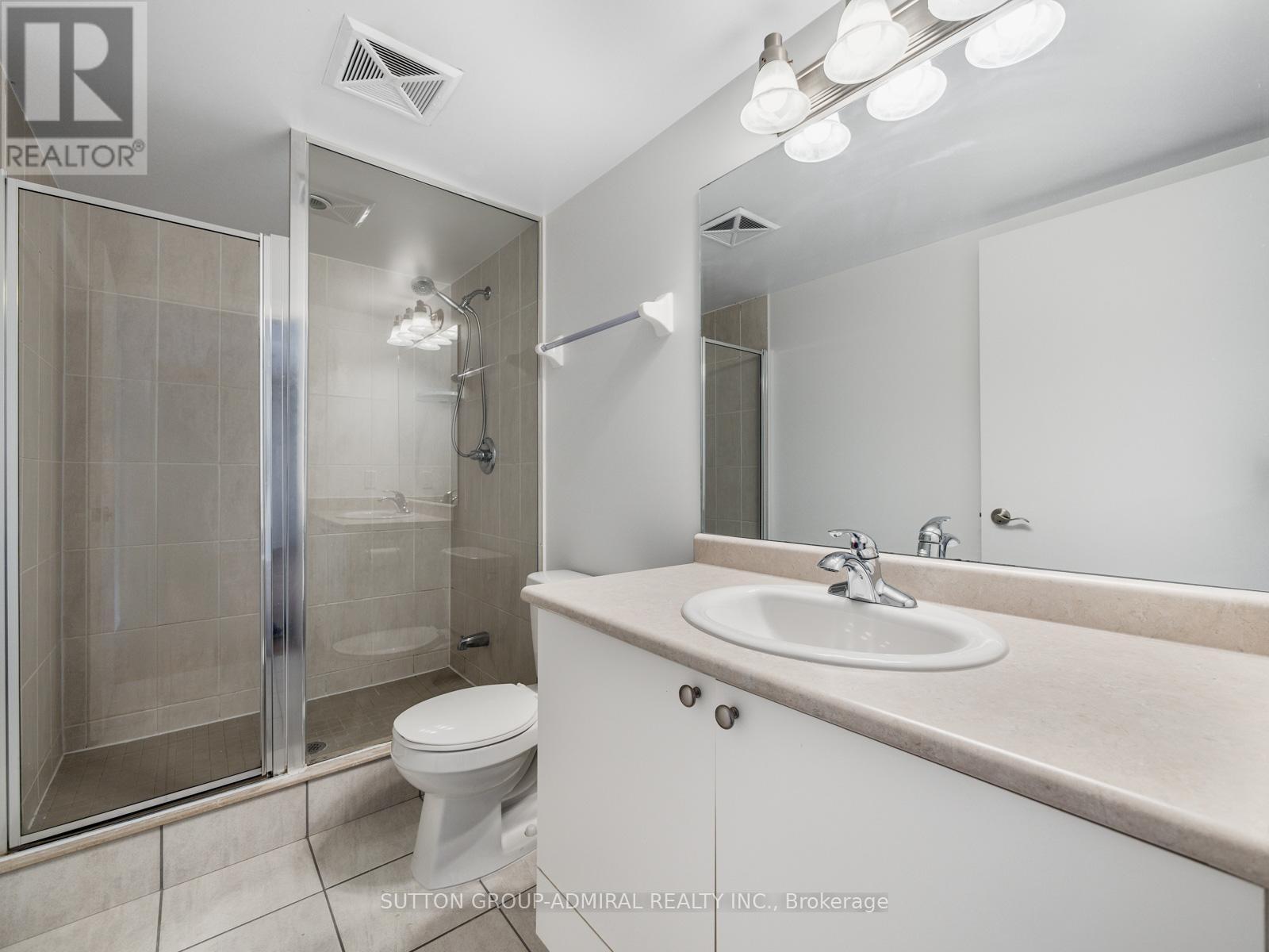 












1715 - 60 HEINTZMAN STREET

,
Toronto (Junction Area),




Ontario
M6P5A1

