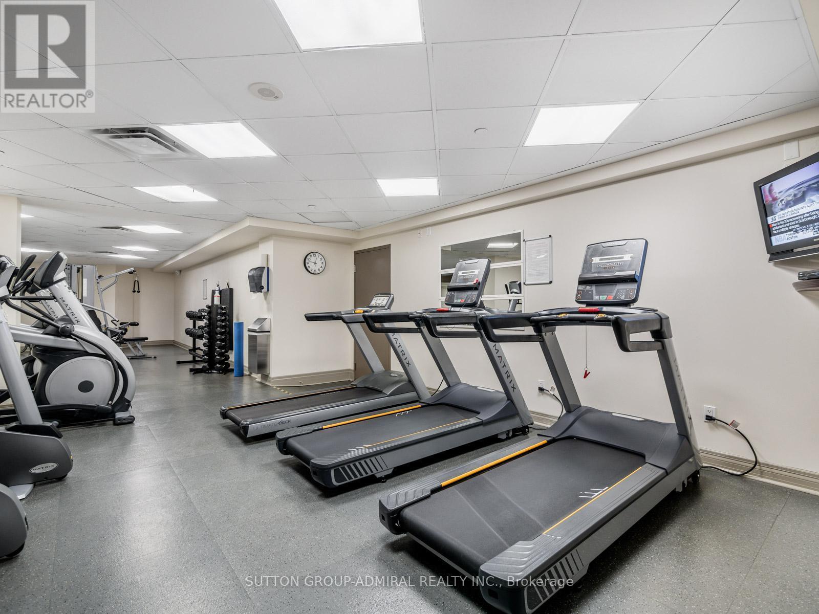 












1715 - 60 HEINTZMAN STREET

,
Toronto (Junction Area),




Ontario
M6P5A1

