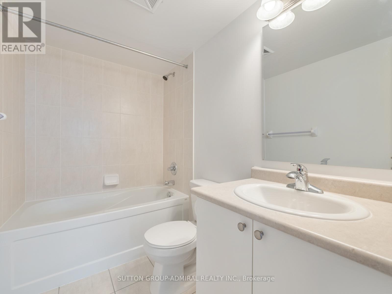












1715 - 60 HEINTZMAN STREET

,
Toronto (Junction Area),




Ontario
M6P5A1

