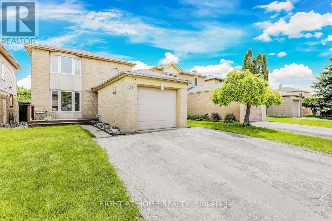 












30 MAYBERRY COURT

,
Brampton (Central Park),




Ontario
L6S5B2

