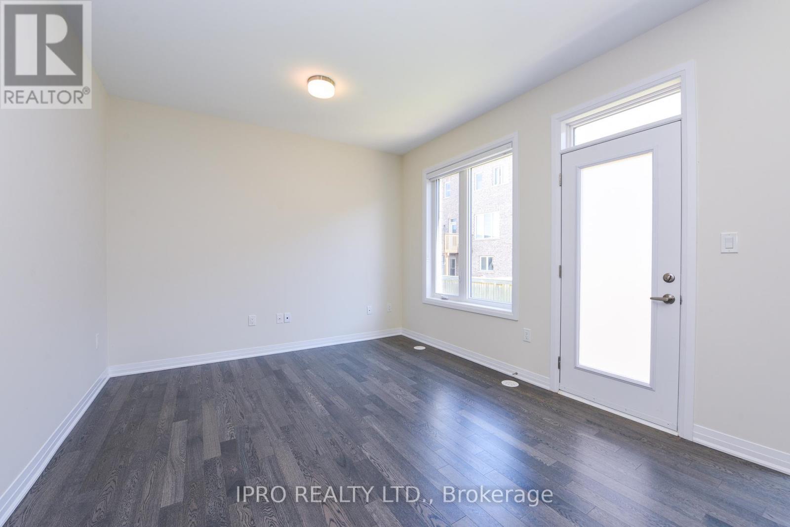 












3523 POST ROAD

,
Oakville (GO Glenorchy),




Ontario
L6H7W5

