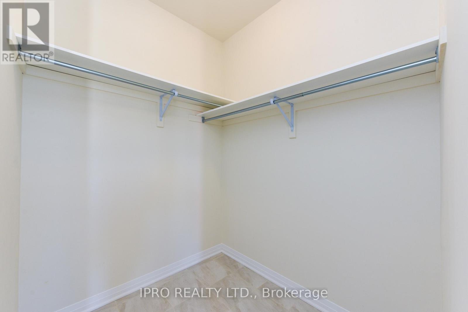 












3523 POST ROAD

,
Oakville (GO Glenorchy),




Ontario
L6H7W5

