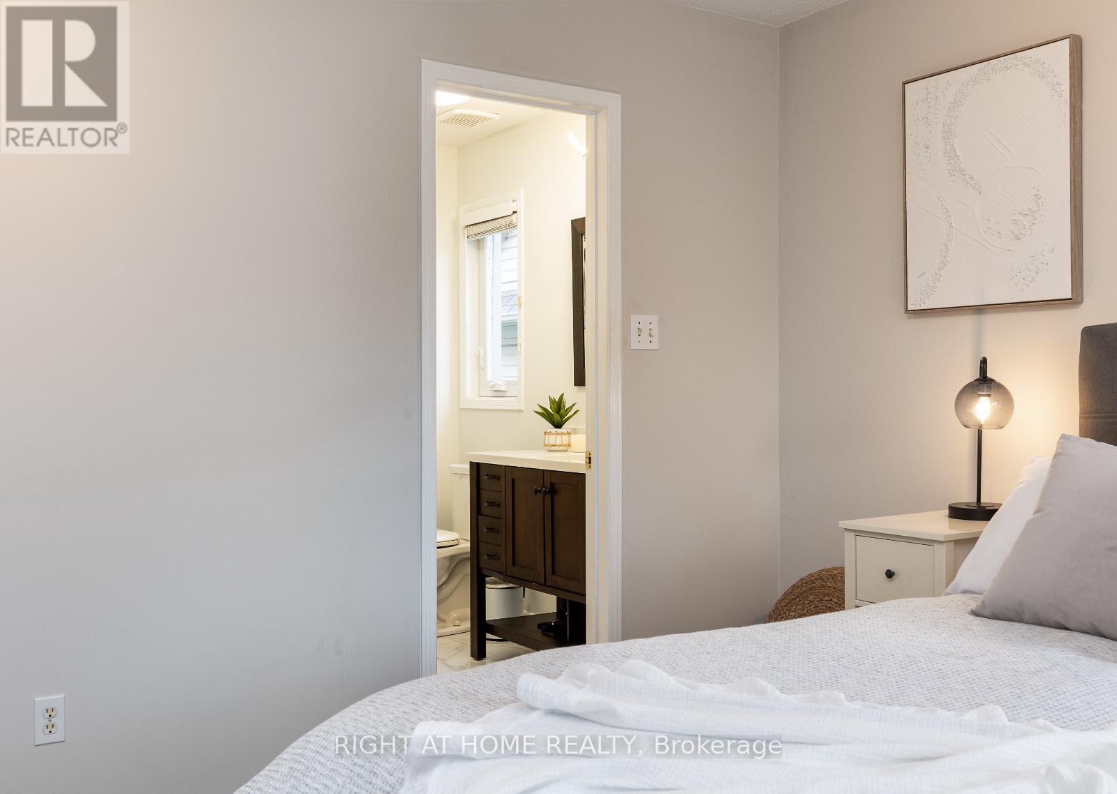 












133 - 1292 SHERWOOD MILLS BOULEVARD

,
Mississauga (East Credit),




Ontario
L5V2G8

