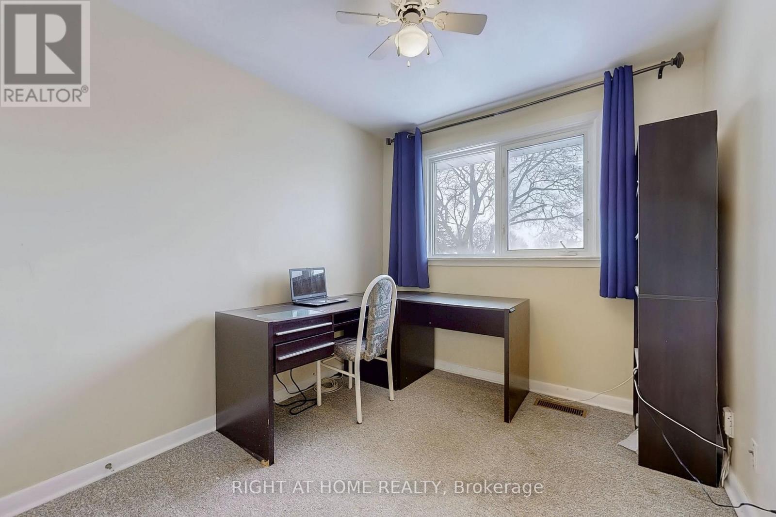












35 WESTHUMBER BOULEVARD

,
Toronto (West Humber-Clairville),




Ontario
M9W3M5

