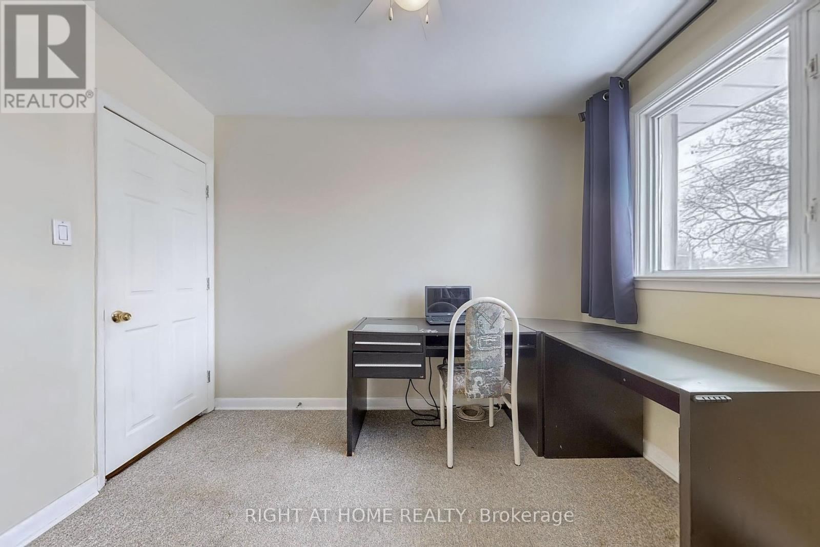 












35 WESTHUMBER BOULEVARD

,
Toronto (West Humber-Clairville),




Ontario
M9W3M5

