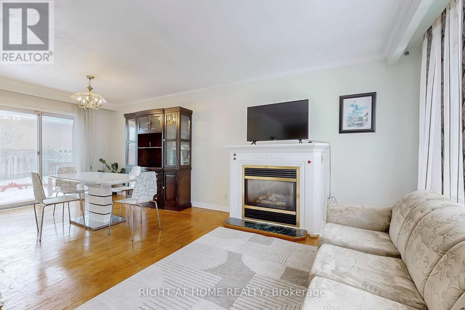 












35 WESTHUMBER BOULEVARD

,
Toronto (West Humber-Clairville),




Ontario
M9W3M5

