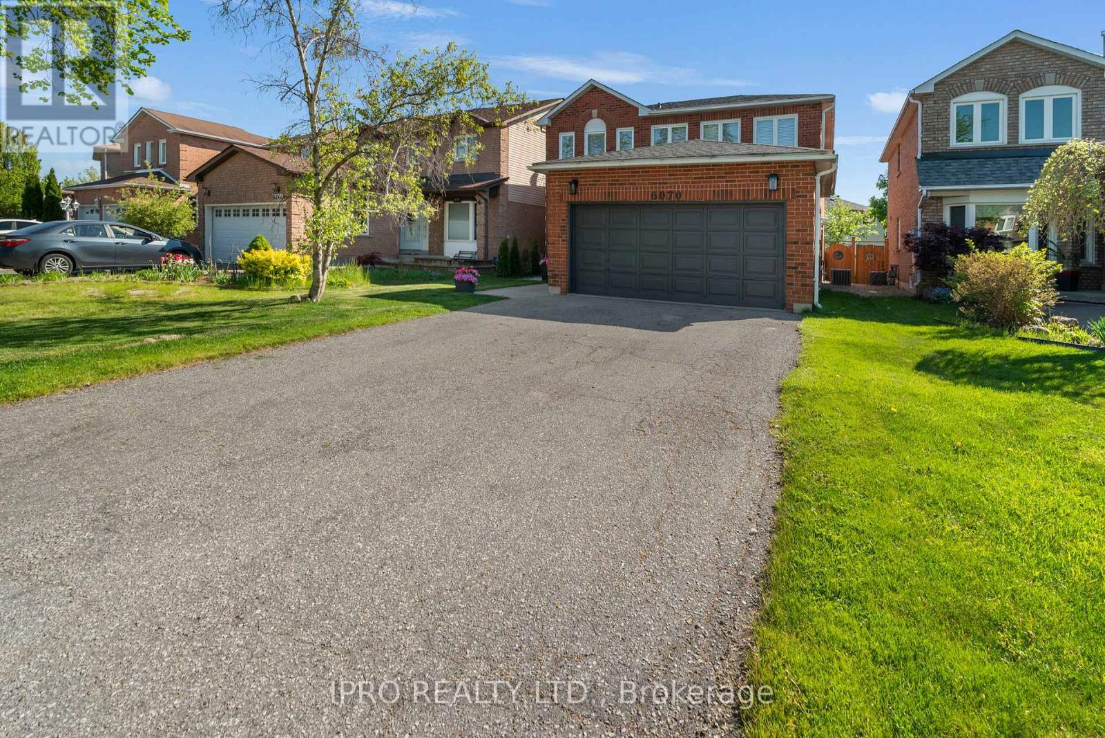 












6070 PRAIRIE CIRCLE

,
Mississauga (Lisgar),




Ontario
L5N5Z5

