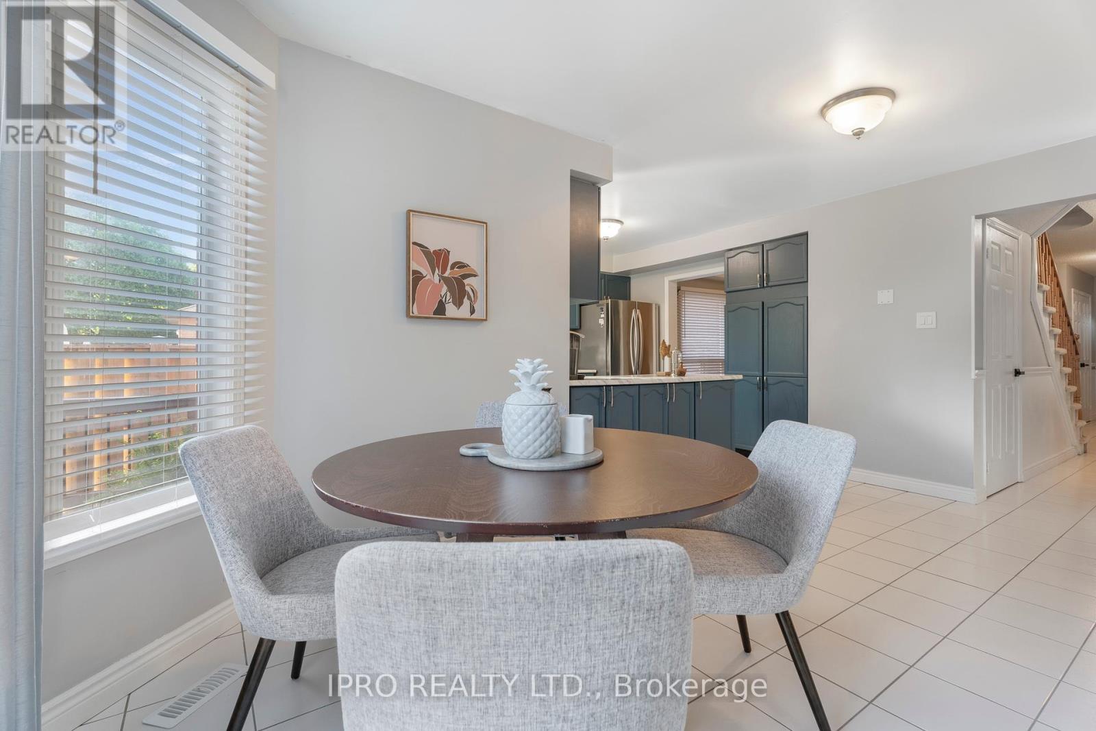 












6070 PRAIRIE CIRCLE

,
Mississauga (Lisgar),




Ontario
L5N5Z5

