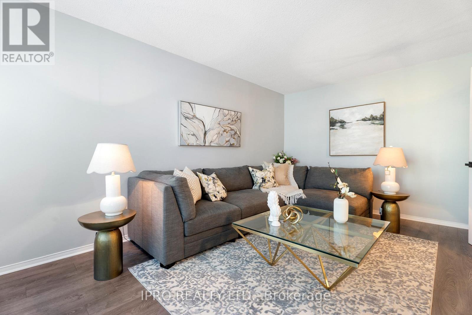 












6070 PRAIRIE CIRCLE

,
Mississauga (Lisgar),




Ontario
L5N5Z5

