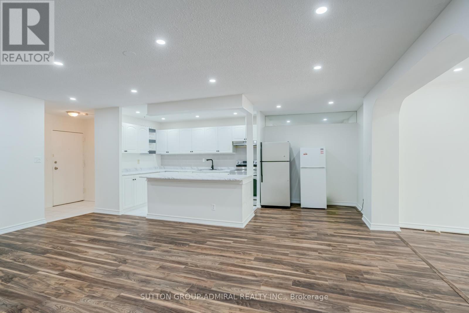 












149 - 3025 THE CREDIT WOODLANDS

,
Mississauga (Erindale),




Ontario
L5C2V3


