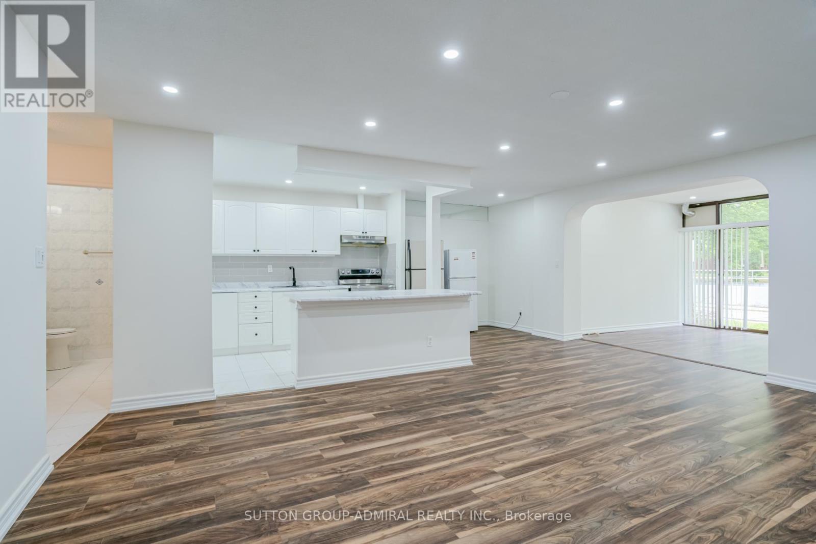 












149 - 3025 THE CREDIT WOODLANDS

,
Mississauga (Erindale),




Ontario
L5C2V3

