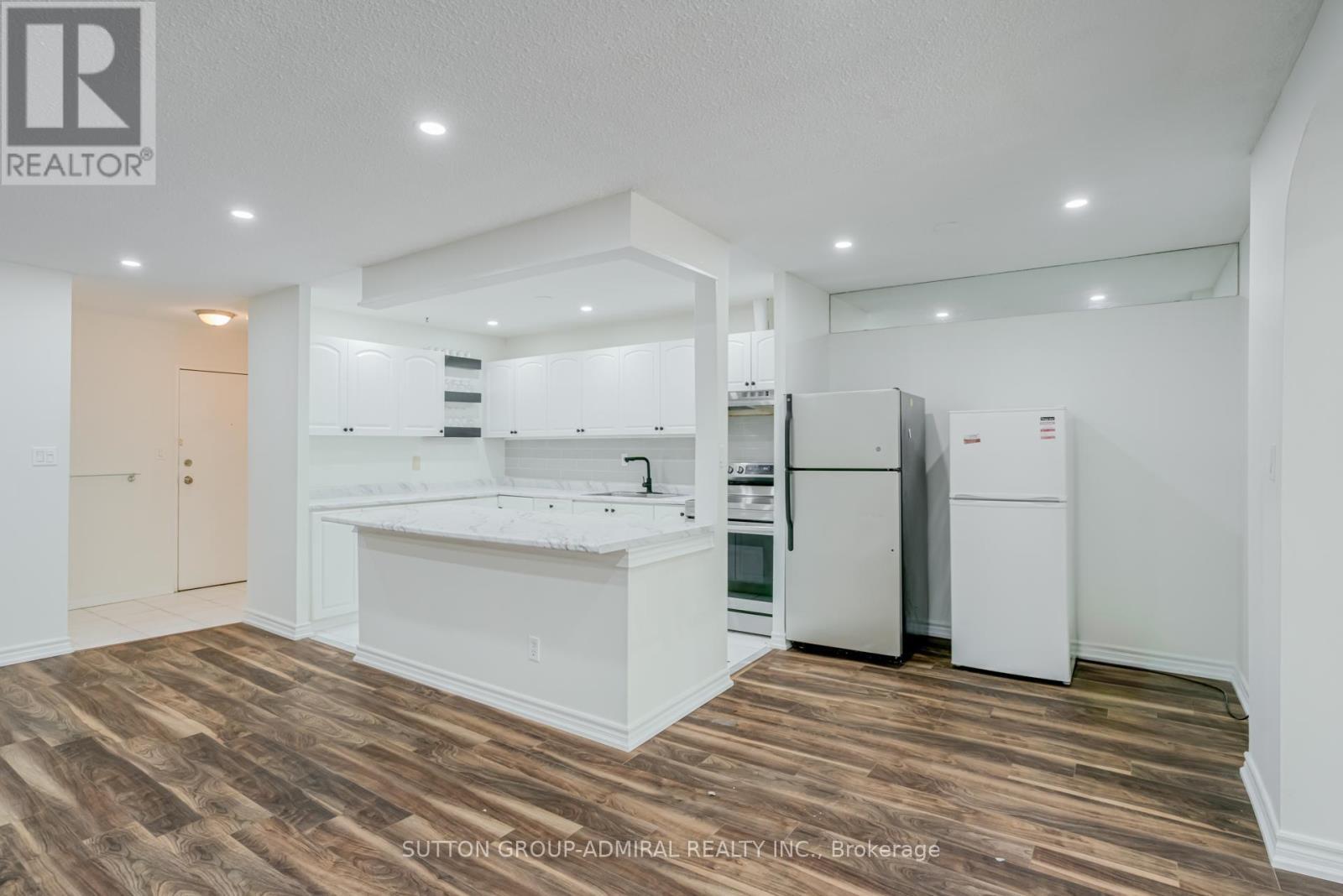 












149 - 3025 THE CREDIT WOODLANDS

,
Mississauga (Erindale),




Ontario
L5C2V3

