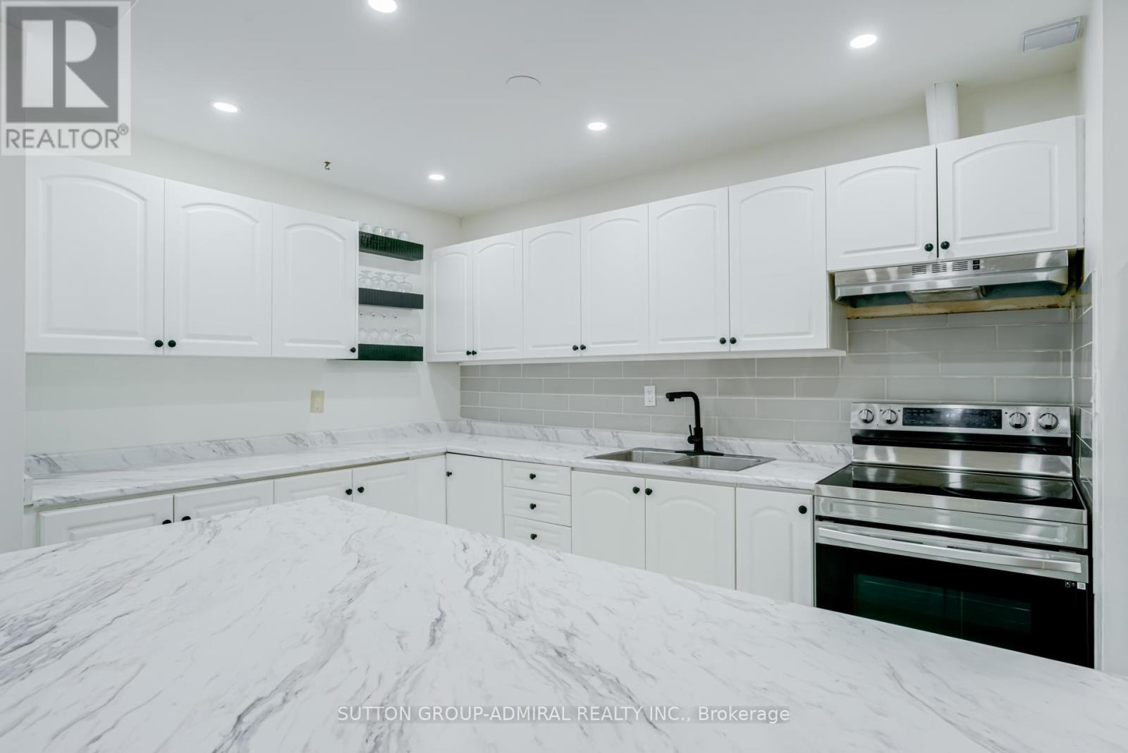 












149 - 3025 THE CREDIT WOODLANDS

,
Mississauga (Erindale),




Ontario
L5C2V3

