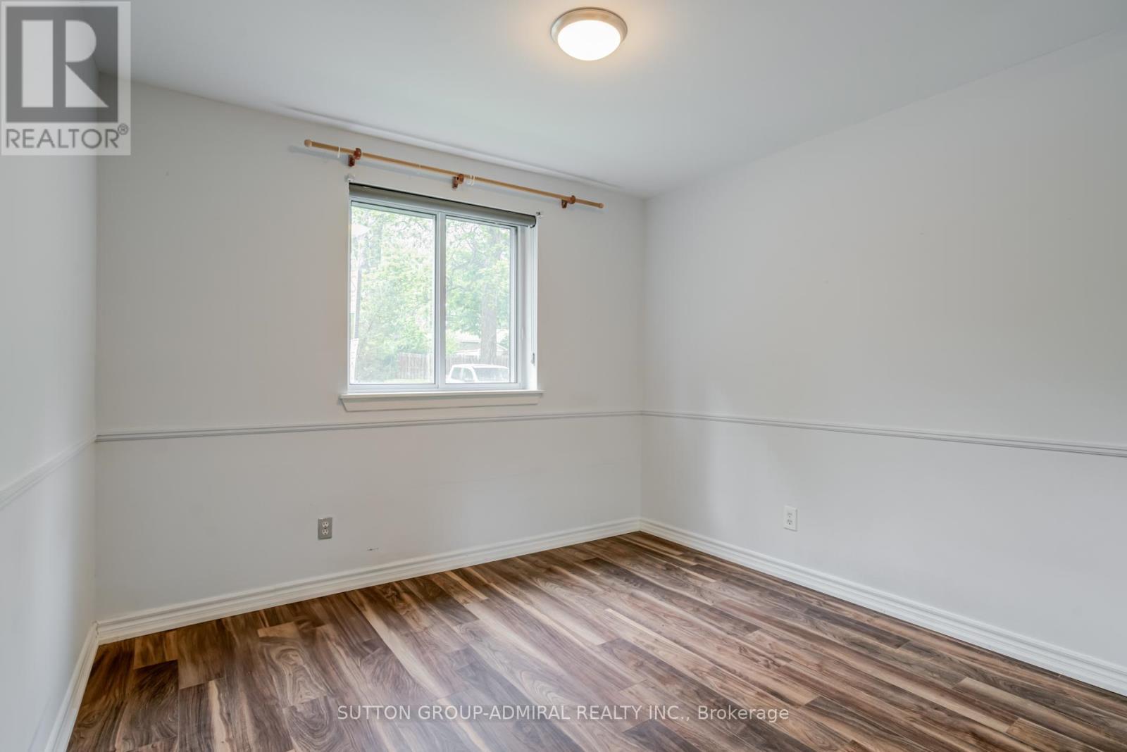 












149 - 3025 THE CREDIT WOODLANDS

,
Mississauga (Erindale),




Ontario
L5C2V3

