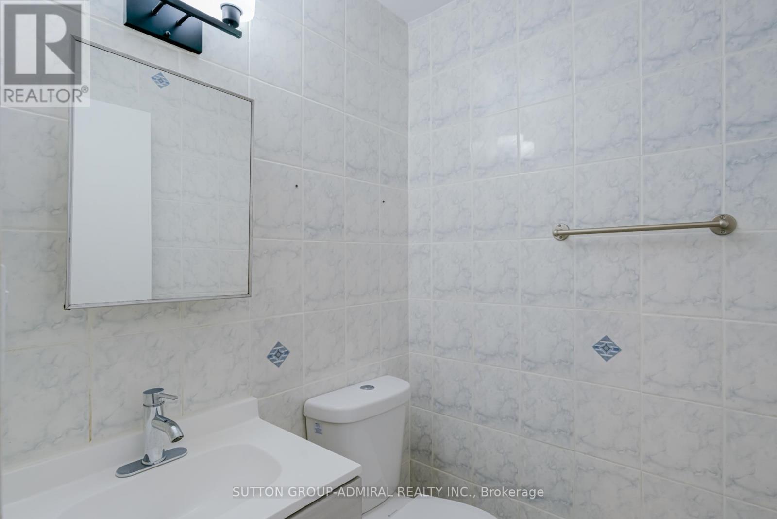 












149 - 3025 THE CREDIT WOODLANDS

,
Mississauga (Erindale),




Ontario
L5C2V3

