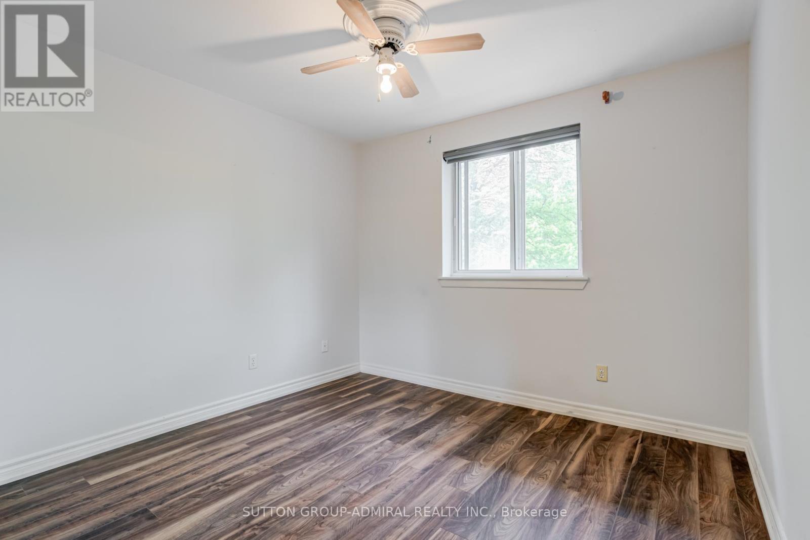 












149 - 3025 THE CREDIT WOODLANDS

,
Mississauga (Erindale),




Ontario
L5C2V3

