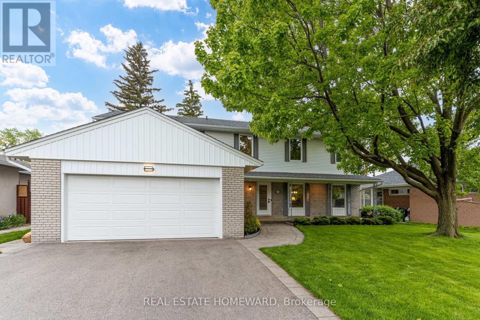 












60 RAVENSBOURNE CRESCENT

,
Toronto (Princess-Rosethorn),




Ontario
M9A2A8

