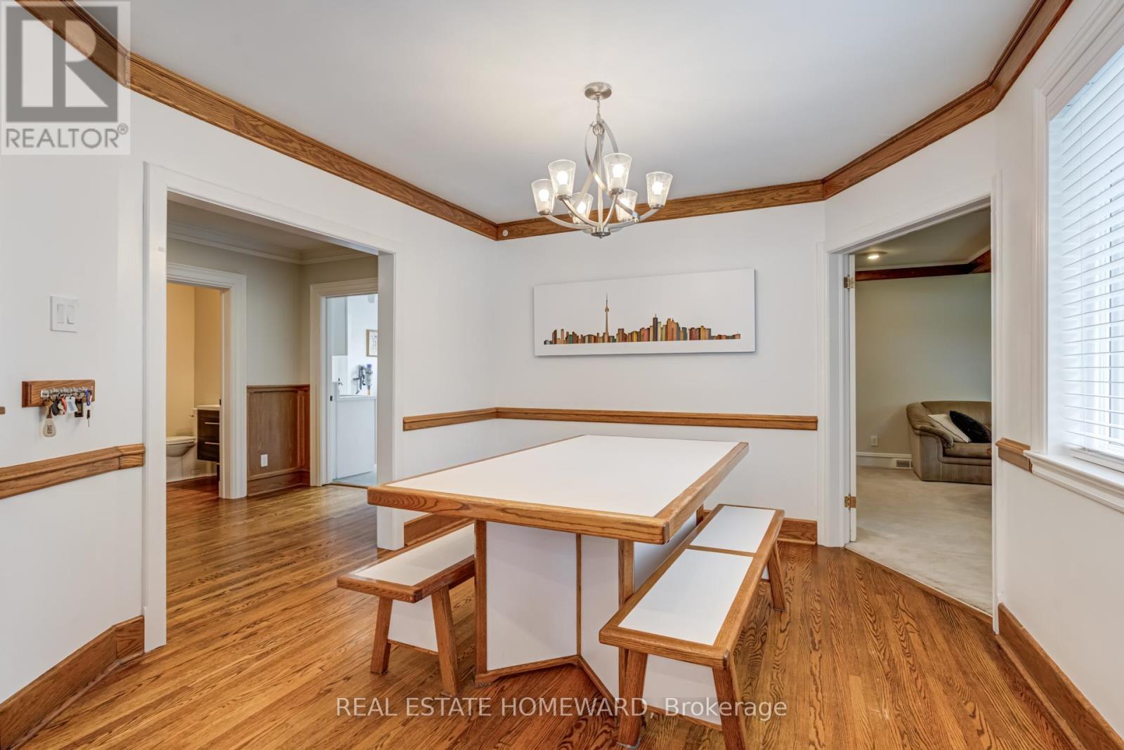 












60 RAVENSBOURNE CRESCENT

,
Toronto (Princess-Rosethorn),




Ontario
M9A2A8

