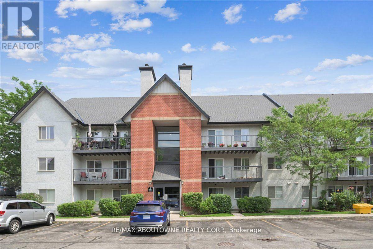 












921 - 1450 GLEN ABBEY GATE

,
Oakville (GA Glen Abbey),




Ontario
L6M2V7

