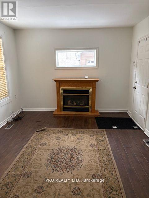 












56 JOHN STREET

,
Brampton (Downtown Brampton),




Ontario
L6W1Z3

