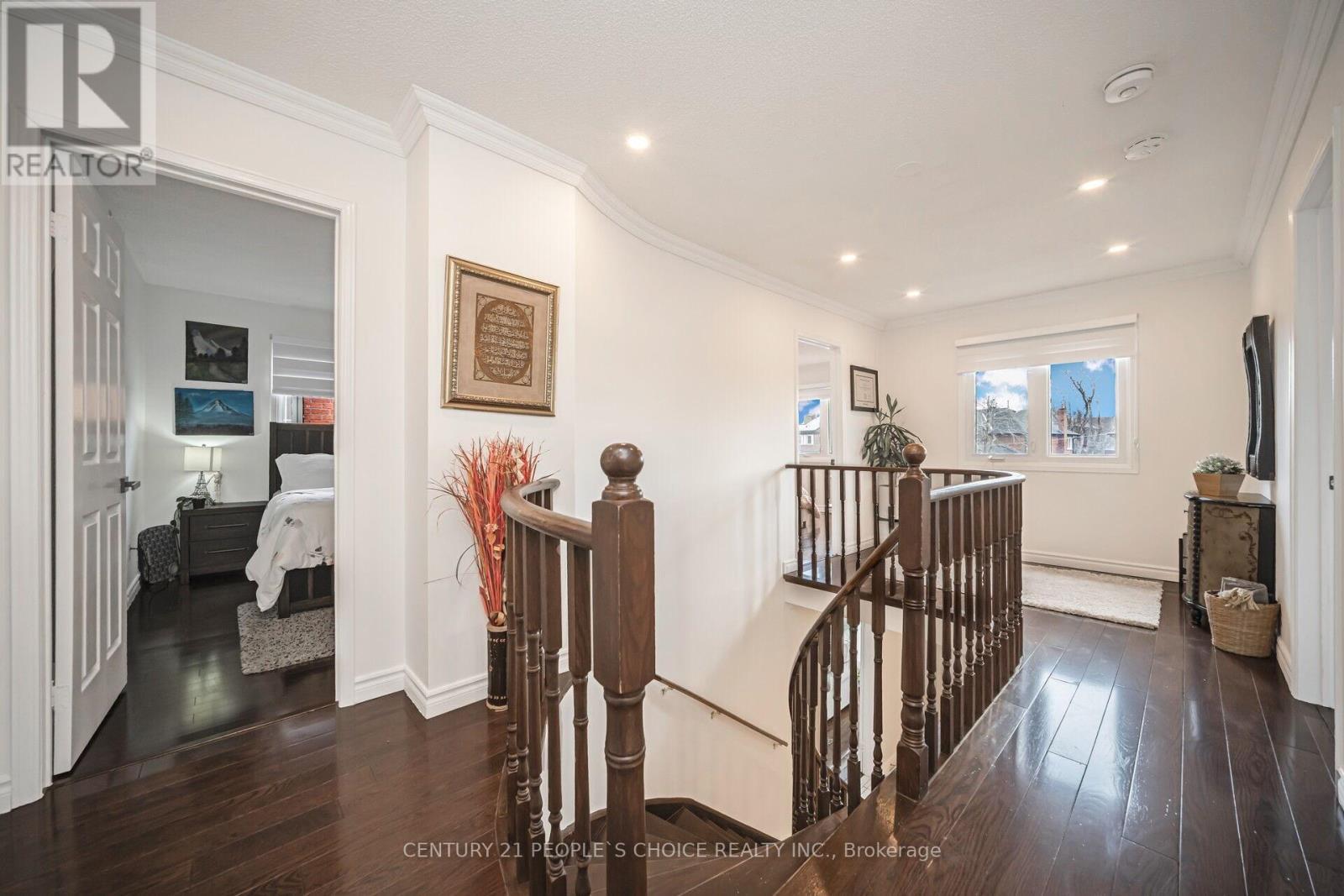 












18 BLACKWELL PLACE

,
Brampton (Fletcher's Creek South),




Ontario
L6W4M2

