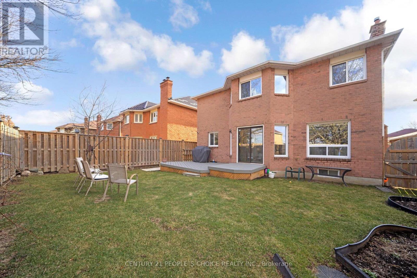 












18 BLACKWELL PLACE

,
Brampton (Fletcher's Creek South),




Ontario
L6W4M2

