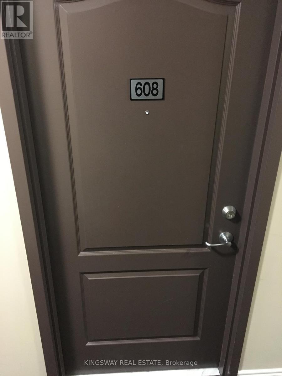 












608 - 1419 COSTIGAN ROAD

,
Milton (CL Clarke),




Ontario
L9T0Y7

