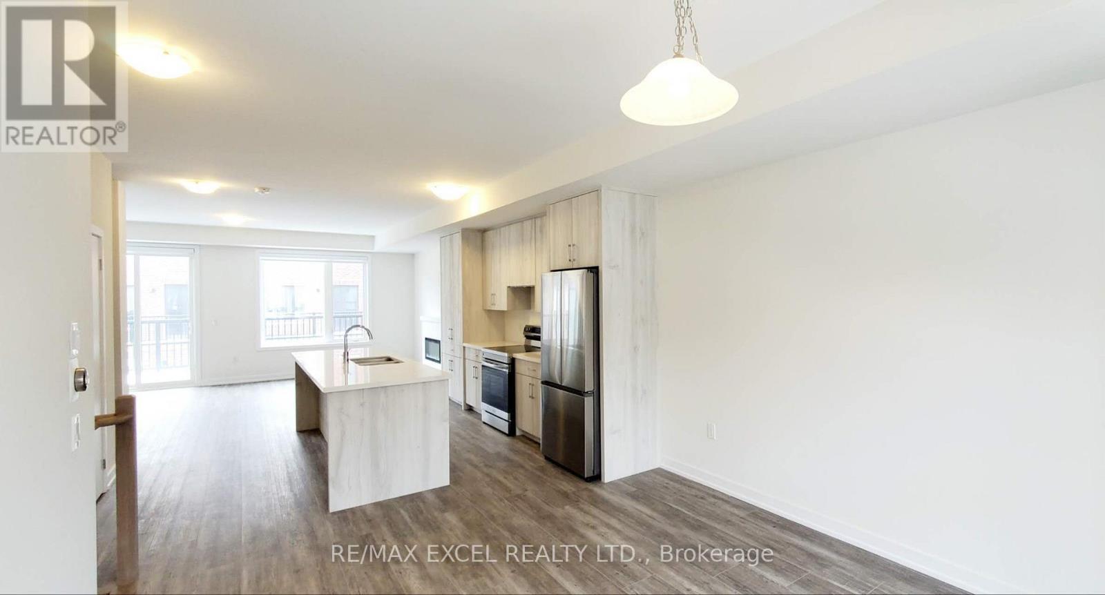 












1359 KOBZAR DRIVE

,
Oakville (NW Northwest),




Ontario
L6M5P3

