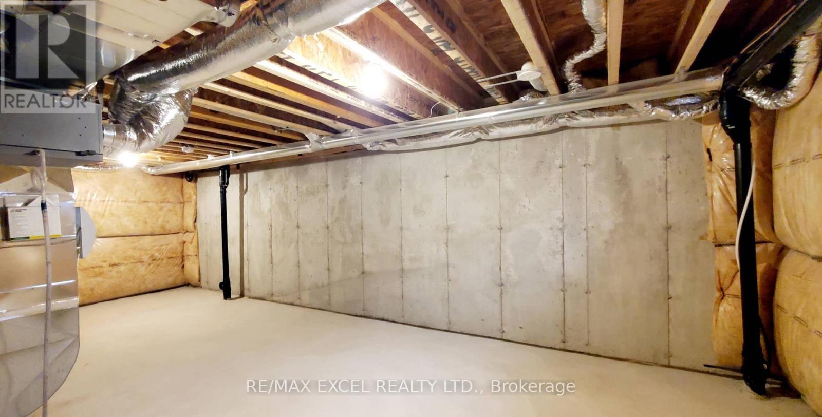 












1359 KOBZAR DRIVE

,
Oakville (NW Northwest),




Ontario
L6M5P3

