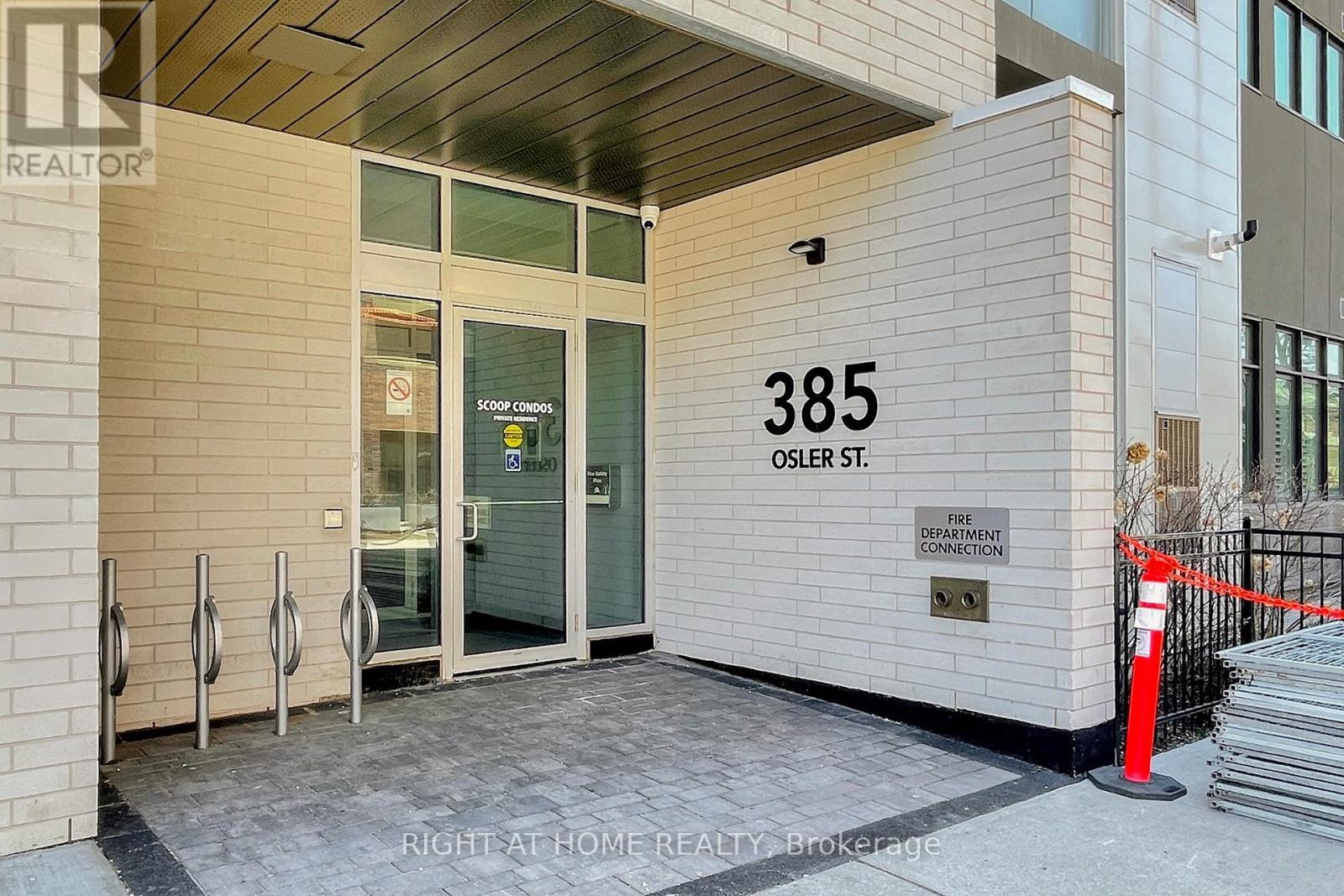 












202 - 385 OSLER STREET

,
Toronto (Weston-Pellam Park),




Ontario
M6N2Z4

