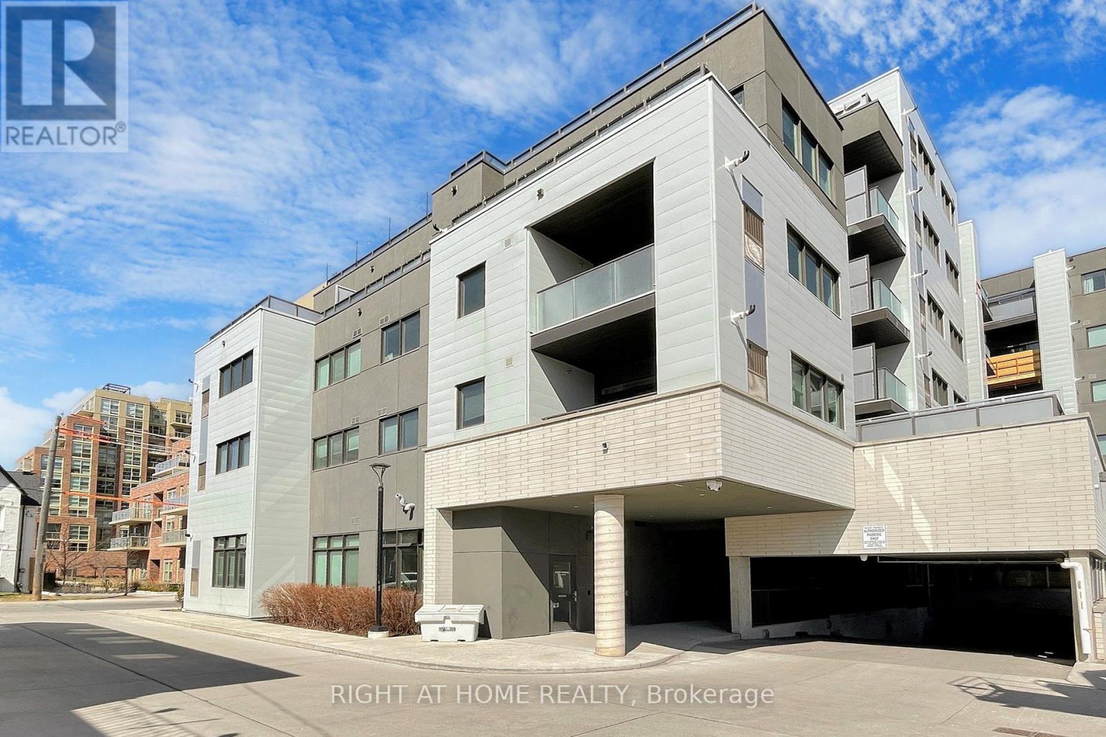 












202 - 385 OSLER STREET

,
Toronto (Weston-Pellam Park),




Ontario
M6N2Z4

