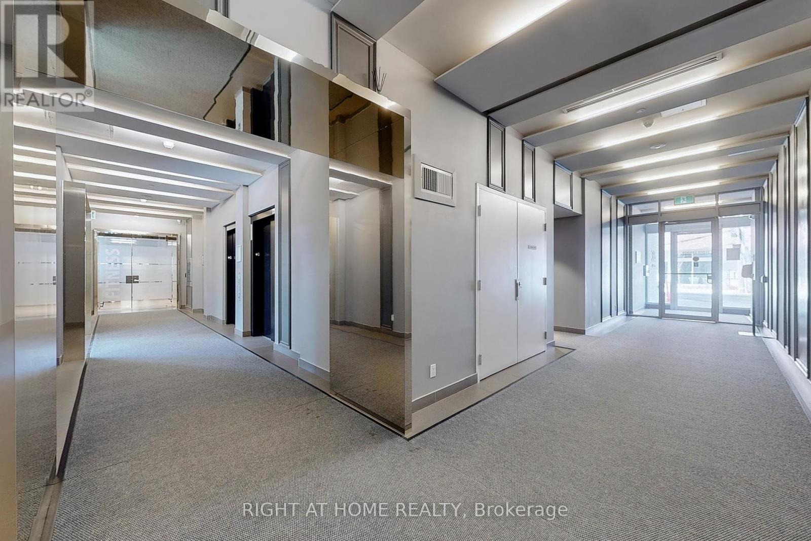 












202 - 385 OSLER STREET

,
Toronto (Weston-Pellam Park),




Ontario
M6N2Z4

