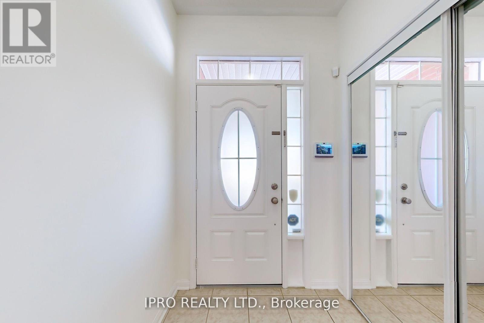 












730 BOLINGBROKE DRIVE

,
Milton (CO Coates),




Ontario
L9T6Z3

