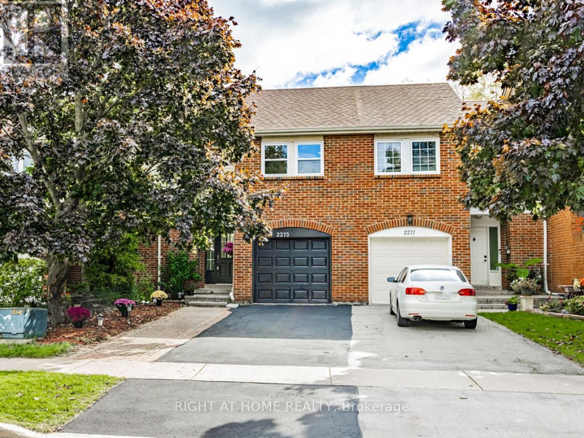 












2273 MUNN'S AVENUE

,
Oakville (RO River Oaks),




Ontario
L6H3M4

