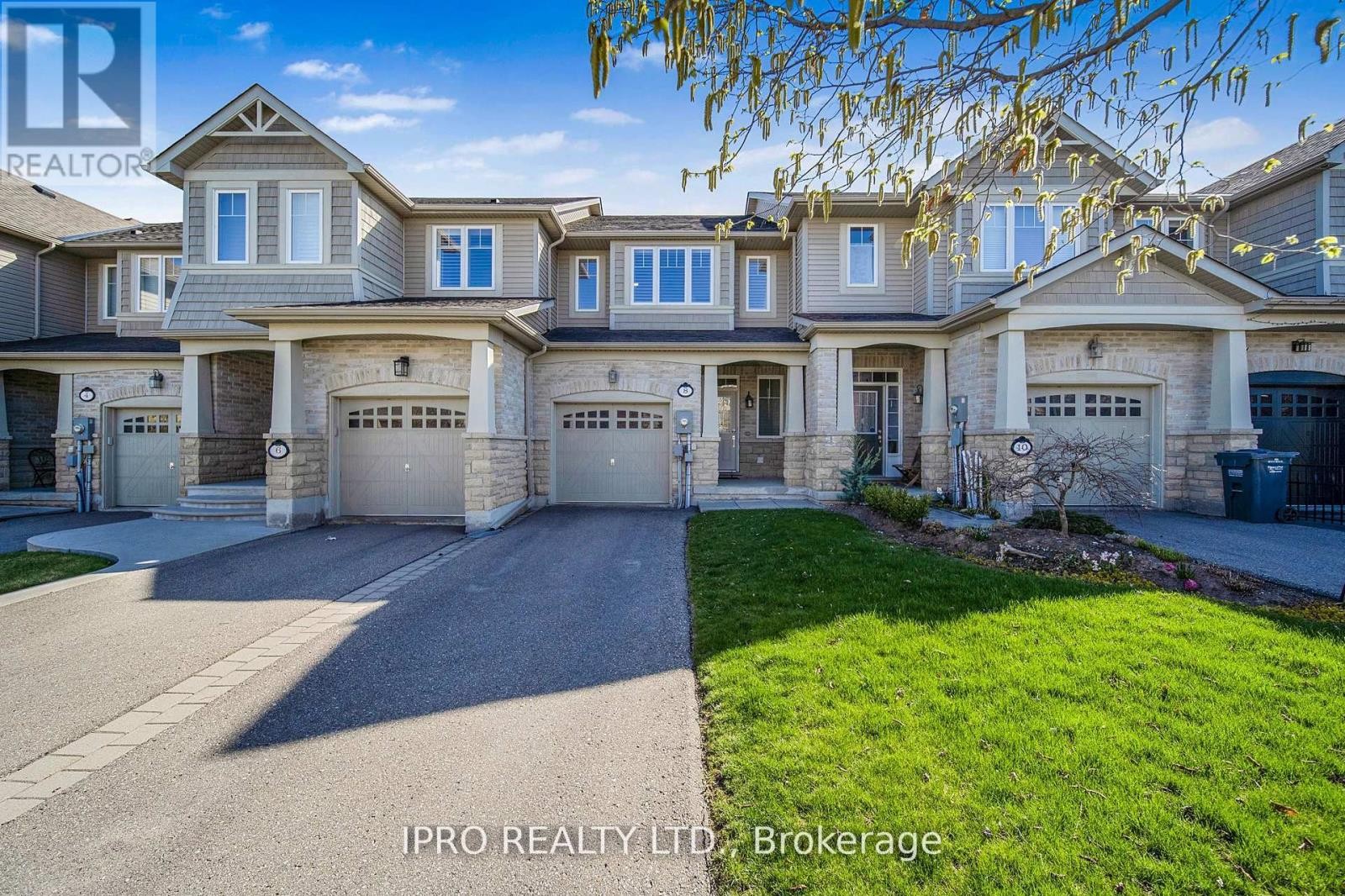 












8 ICEFALL ROAD

,
Caledon,




Ontario
L7C3T6

