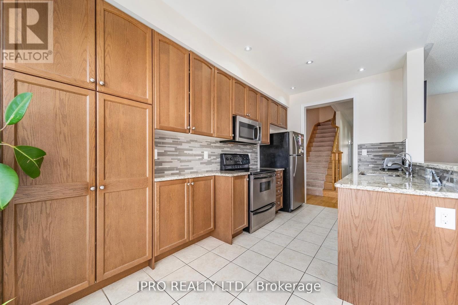












8 ICEFALL ROAD

,
Caledon,




Ontario
L7C3T6

