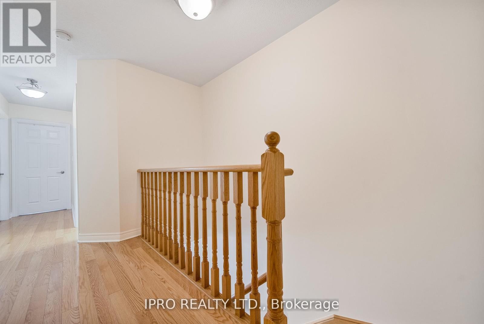 












8 ICEFALL ROAD

,
Caledon,




Ontario
L7C3T6

