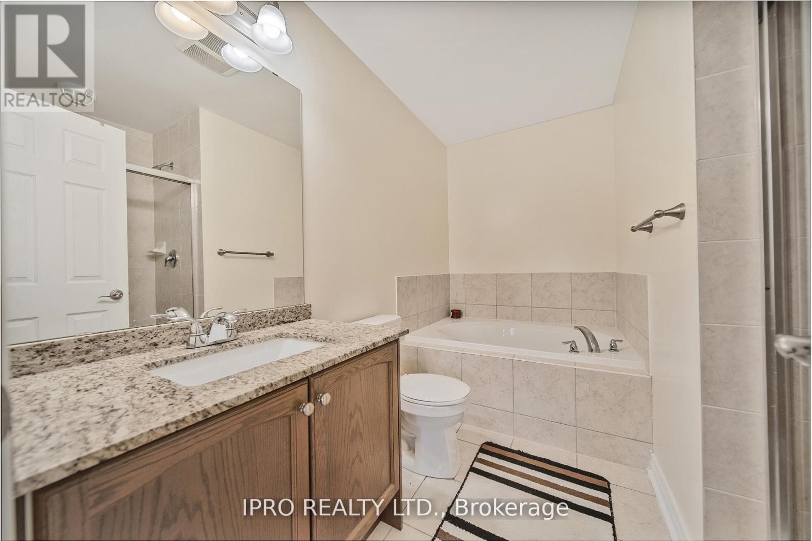 












8 ICEFALL ROAD

,
Caledon,




Ontario
L7C3T6

