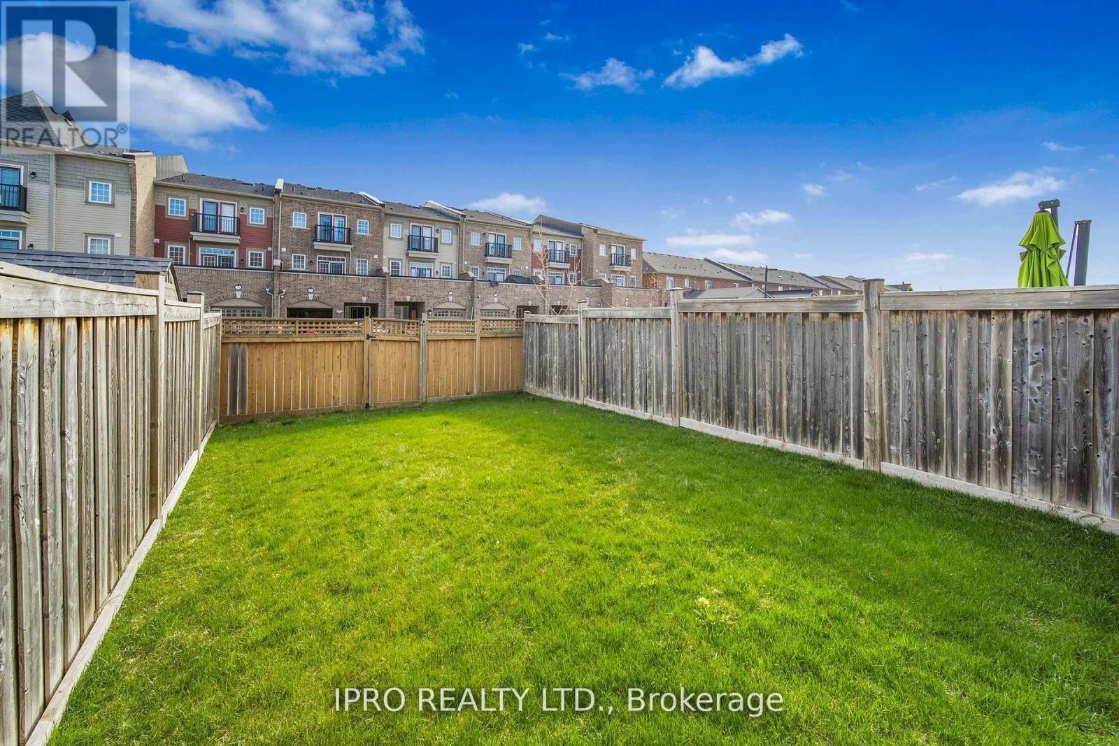 












8 ICEFALL ROAD

,
Caledon,




Ontario
L7C3T6

