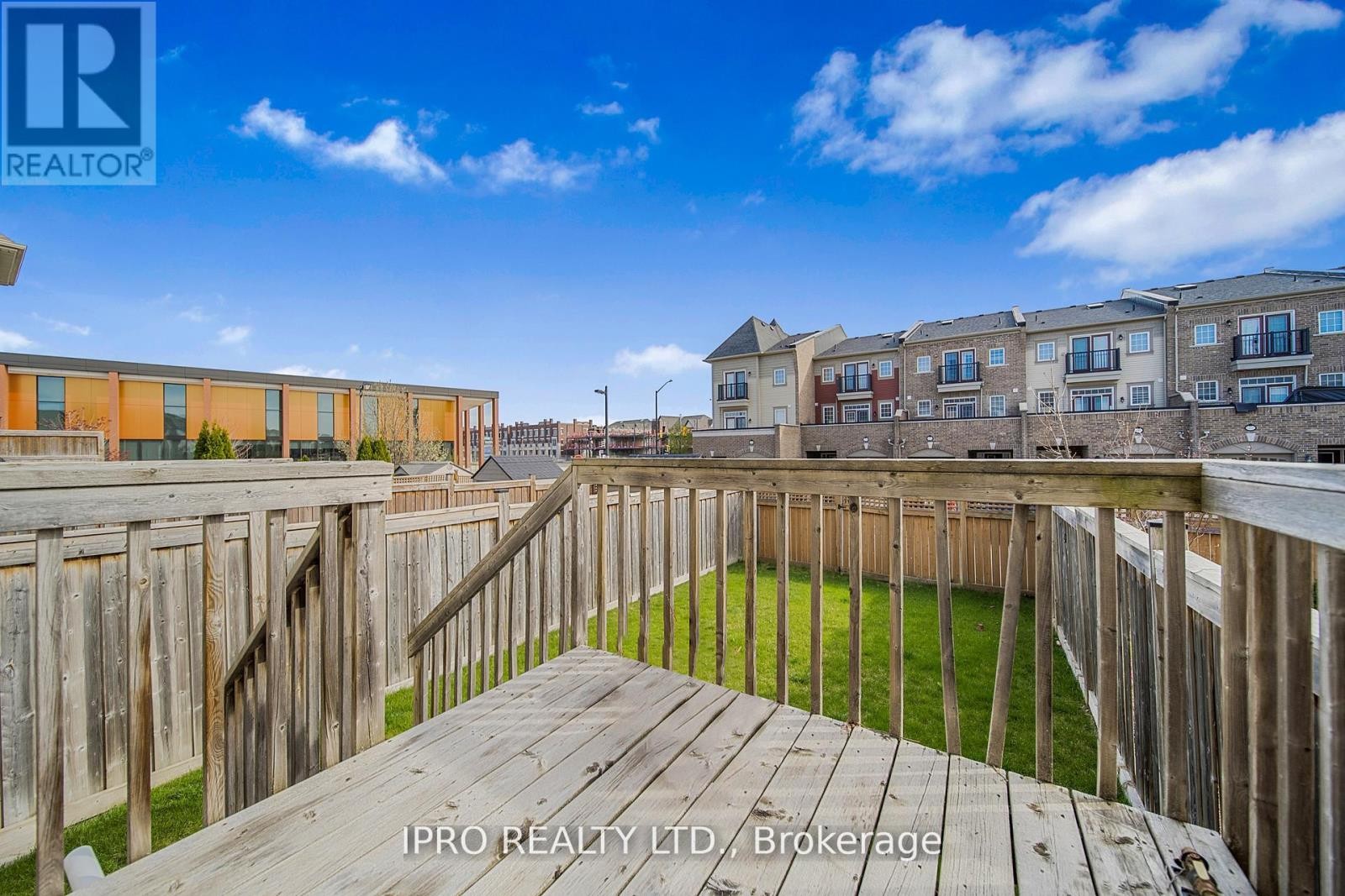 












8 ICEFALL ROAD

,
Caledon,




Ontario
L7C3T6

